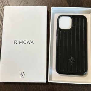 Black RIMOWA iPhone 12/12PRO case